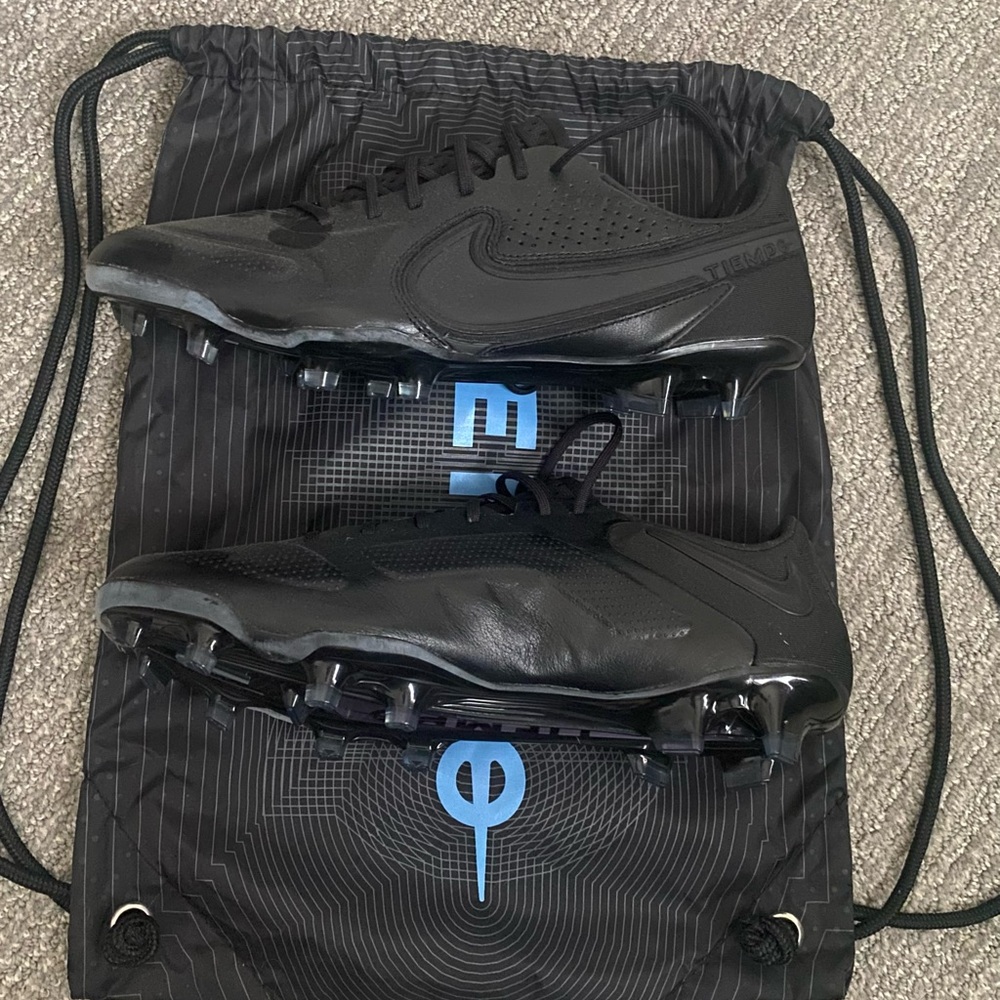 Nike Tiempo Legend 9 Elite Firm Ground BLACKOUT LIMITED EDITION size 10 M US